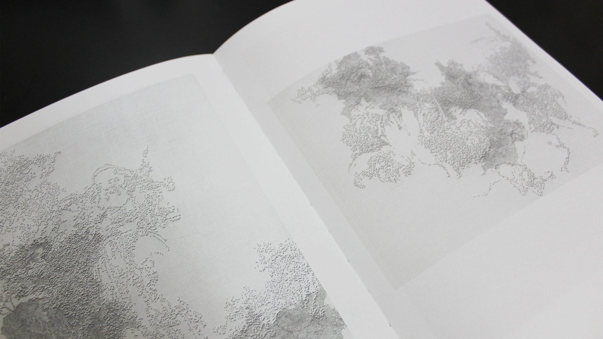 Secretaire ~ Nina Papaconstantinou