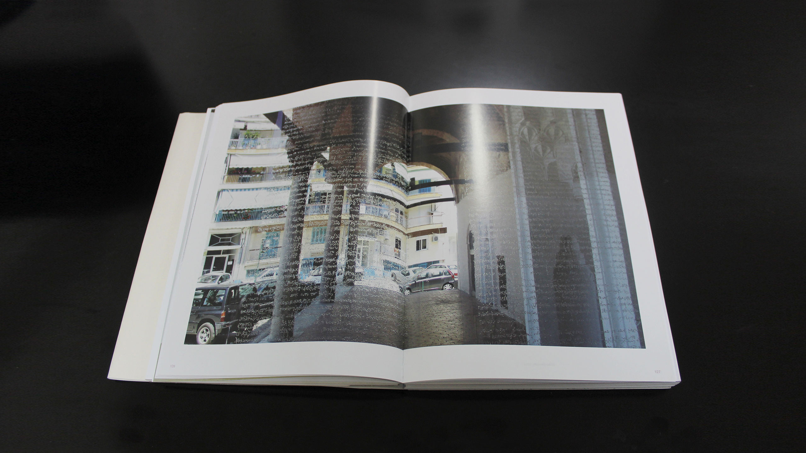 Secretaire ~ Nina Papaconstantinou